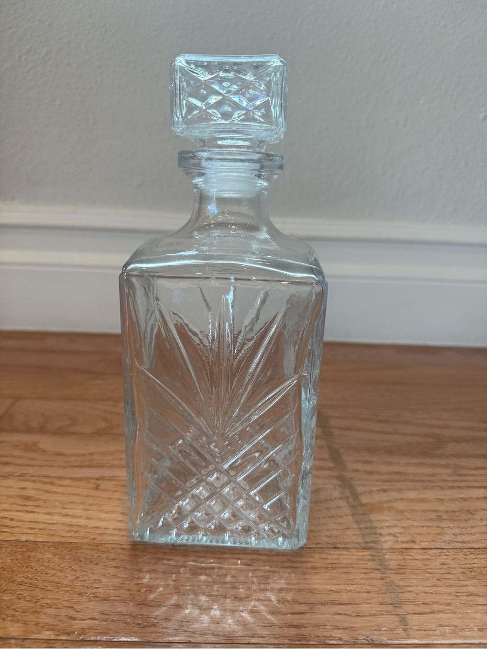 Clear Glass Square Decanter with damaged Stopper